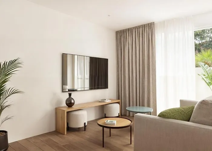 فندق Meral Units 4*